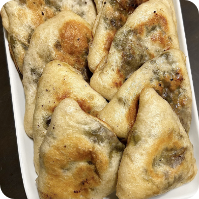 Karas Sabanekh  (Spinach Pies)